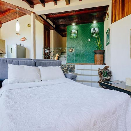 Boutique Hotel Las Cascadas Manuel Antonio Exterior photo