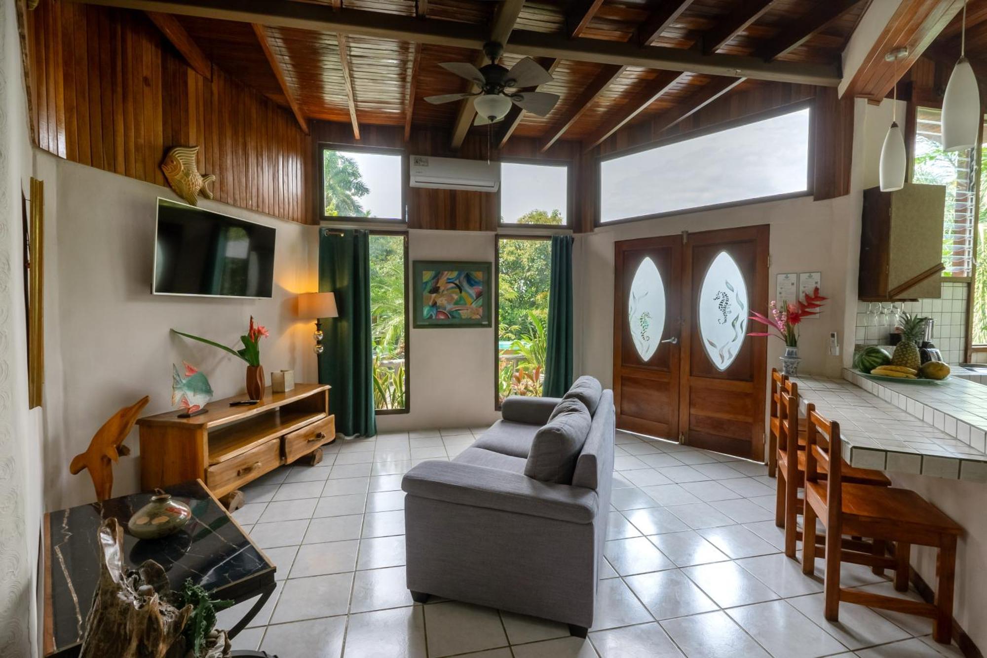 Boutique Hotel Las Cascadas Manuel Antonio Exterior photo